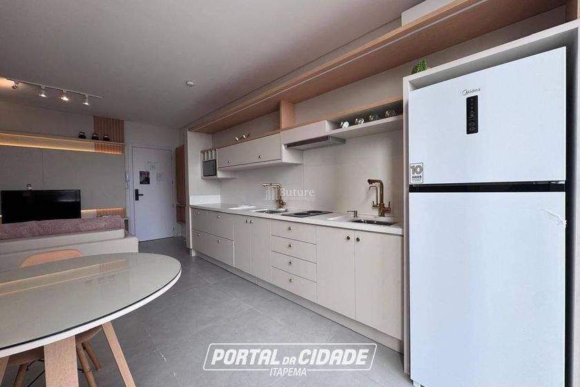 Apartamento &agrave; venda - Meia Praia
