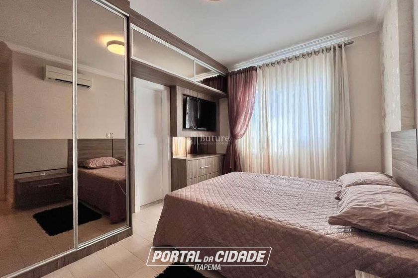 Apartamento &agrave; venda - 194m&sup2; - Meia Praia