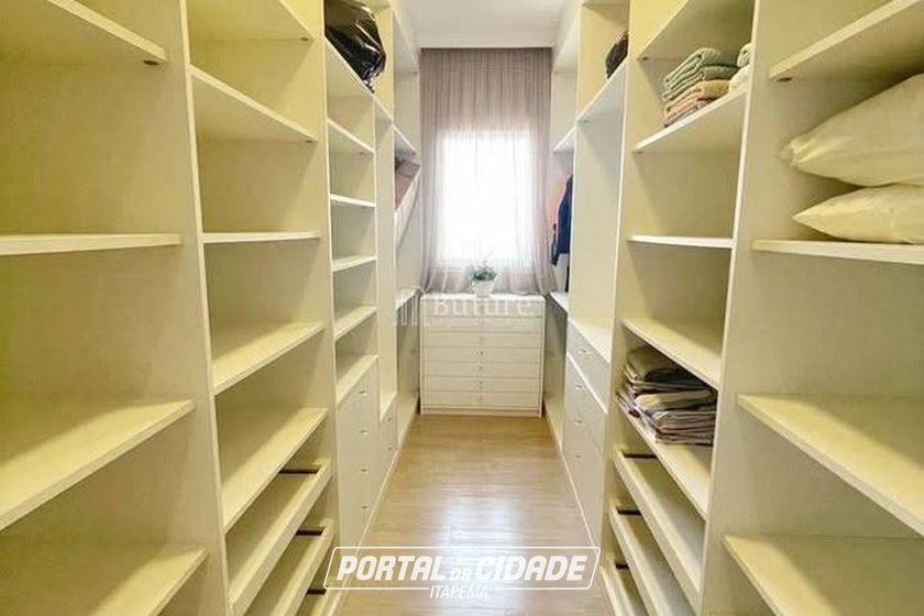 Apartamento &agrave; venda - Meia Praia