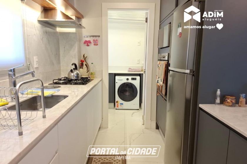 Apartamento para alugar - 132m&sup2; - Meia Praia