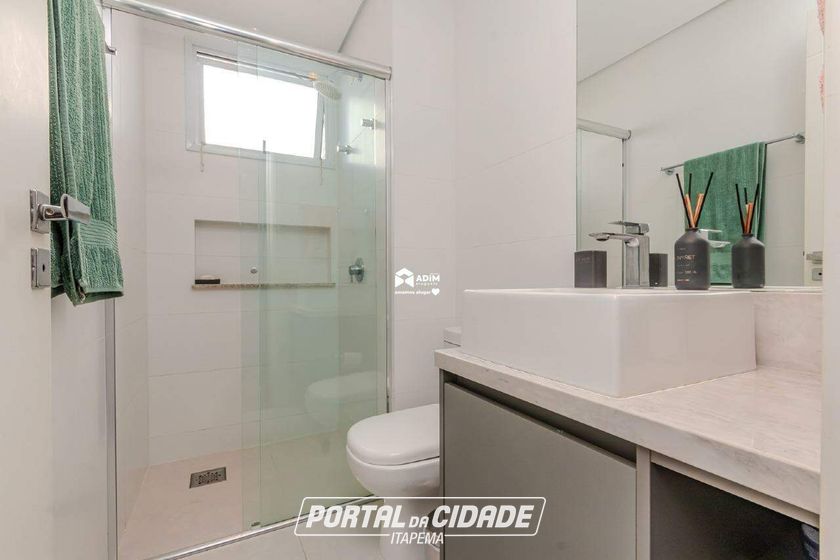Apartamento para alugar - 114m&sup2; - Praia Brava de Itaja&iacute;