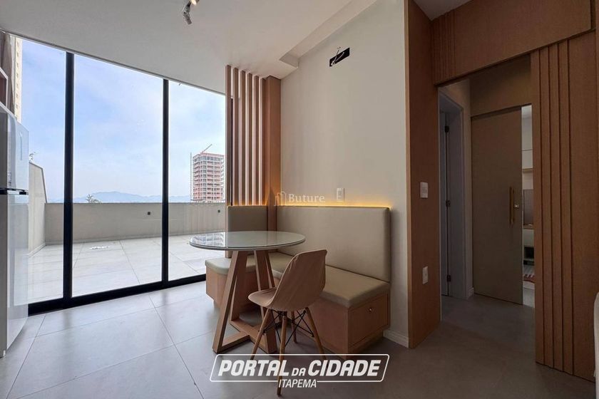Apartamento &agrave; venda - Meia Praia