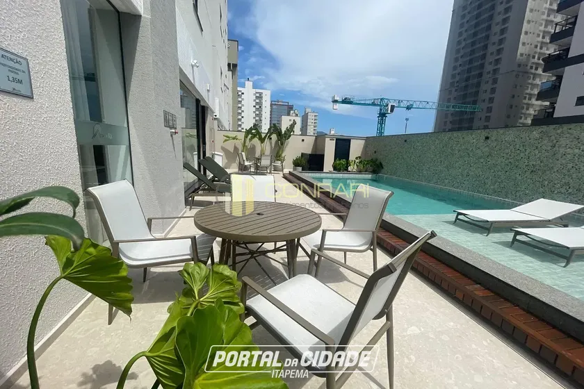 Apartamento &agrave; venda - 133m&sup2; - meia praia