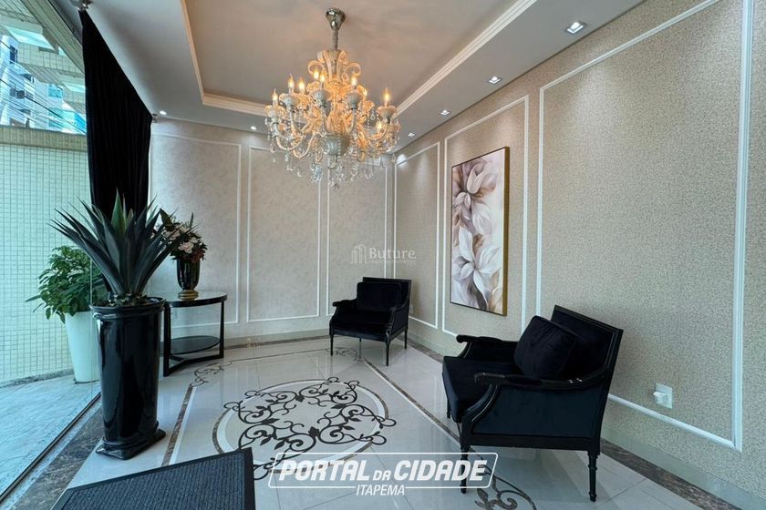 Apartamento &agrave; venda - 180m&sup2; - Meia Praia