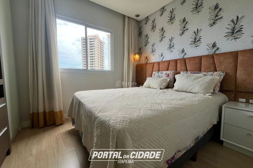 Apartamento &agrave; venda - 85m&sup2; - Meia Praia