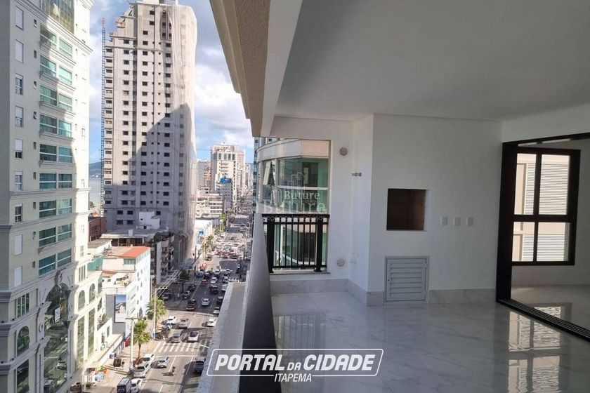 Apartamento &agrave; venda - Meia Praia