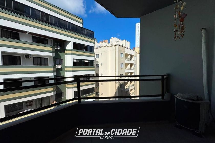 Apartamento &agrave; venda - 96m&sup2; - Centro