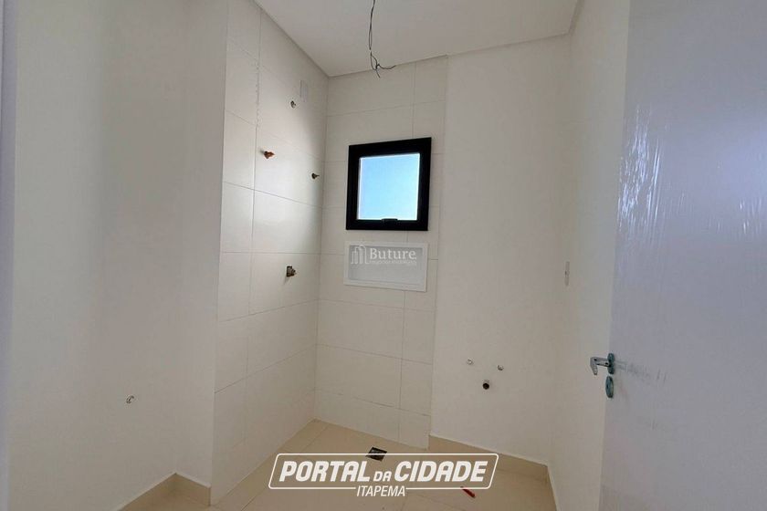 Apartamento &agrave; venda - Meia Praia
