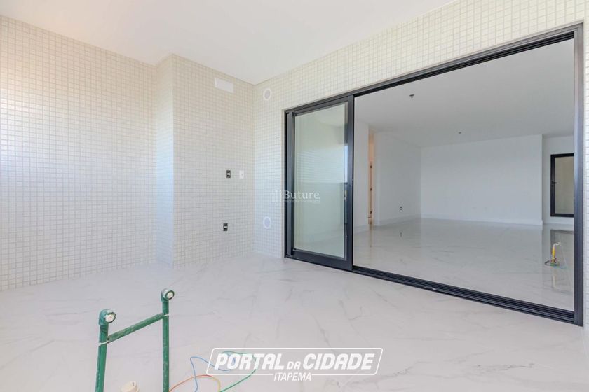 Apartamento &agrave; venda - 180m&sup2; - Centro