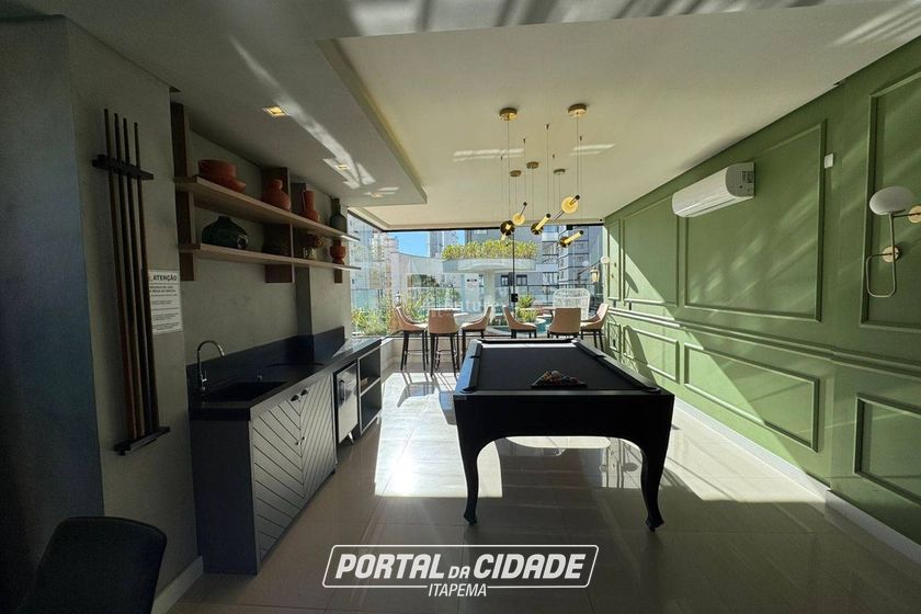 Apartamento &agrave; venda - Meia Praia