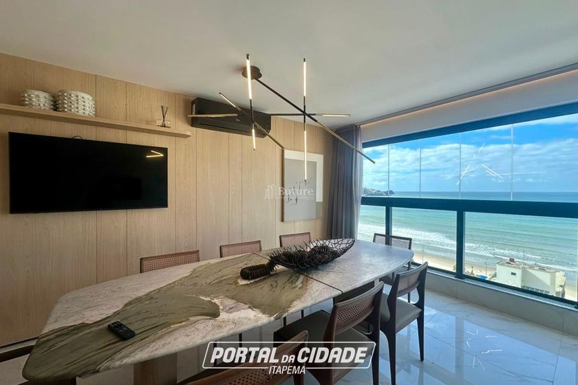 Apartamento &agrave; venda - 210m&sup2; - Centro