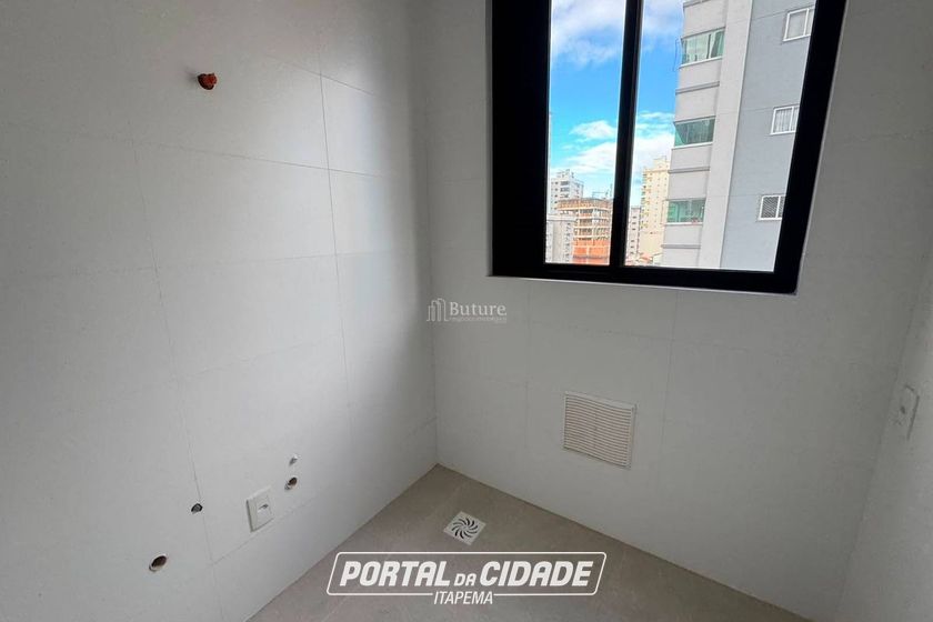 Apartamento &agrave; venda - Meia Praia