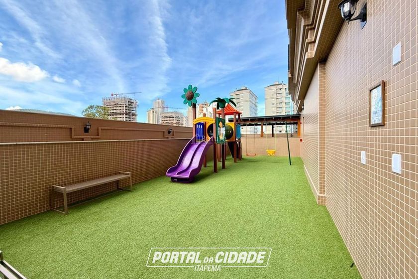 Apartamento &agrave; venda - 93m&sup2; - Centro