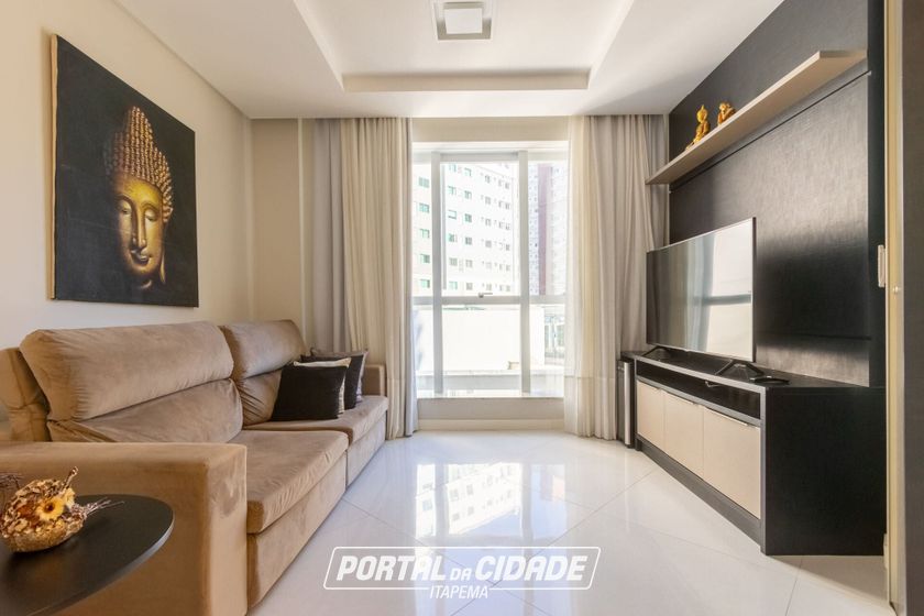 Apartamento &agrave; venda - 121m&sup2; - Meia Praia