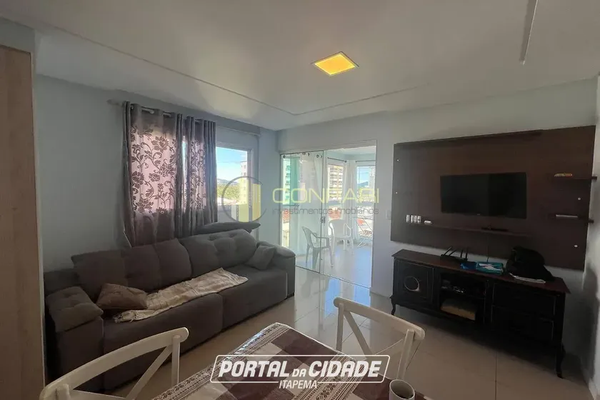 Apartamento para alugar - 80m&sup2; - Meia praia