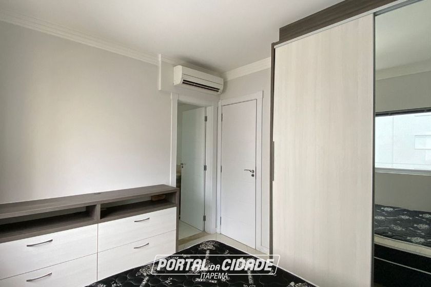 Apartamento para alugar - 130m&sup2; - Centro