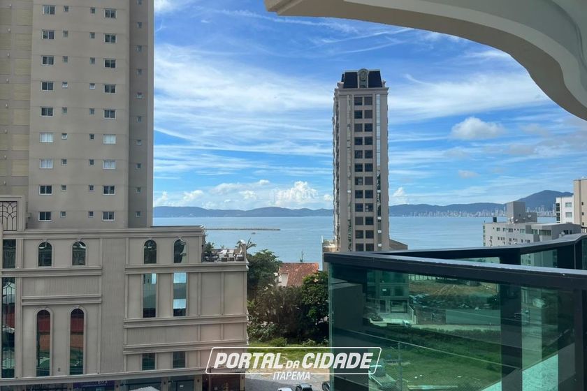 Apartamento &agrave; venda - 243m&sup2; - Canto da Praia