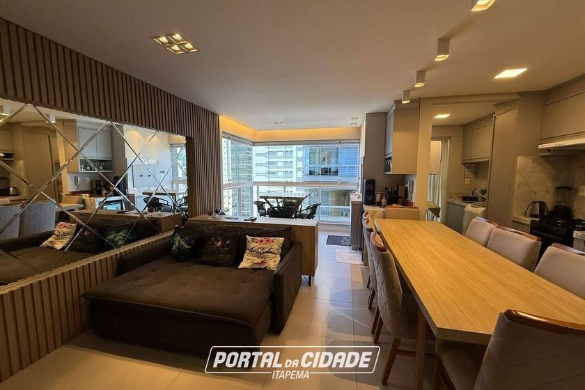 Apartamento &agrave; venda - Meia Praia