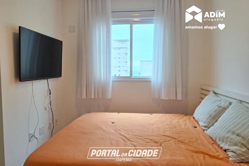 Apartamento para alugar - 127m&sup2; - Meia Praia