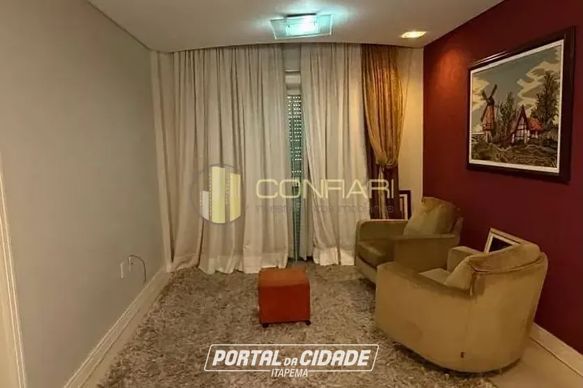 Casa para alugar - 300m&sup2; - Meia Praia
