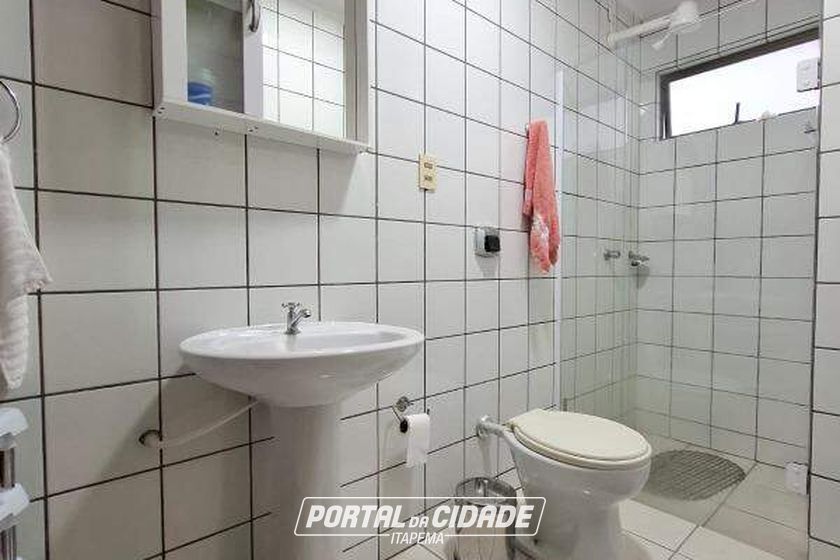Apartamento para alugar - 193m&sup2; - Meia Praia