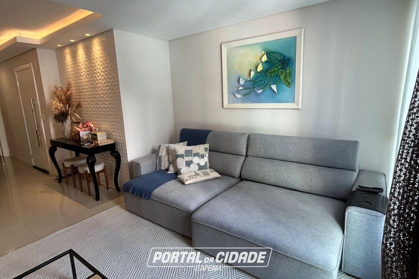 Apartamento &agrave; venda - 120m&sup2; - Meia Praia