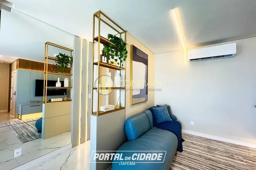 Apartamento &agrave; venda - 114m&sup2; - Meia Praia