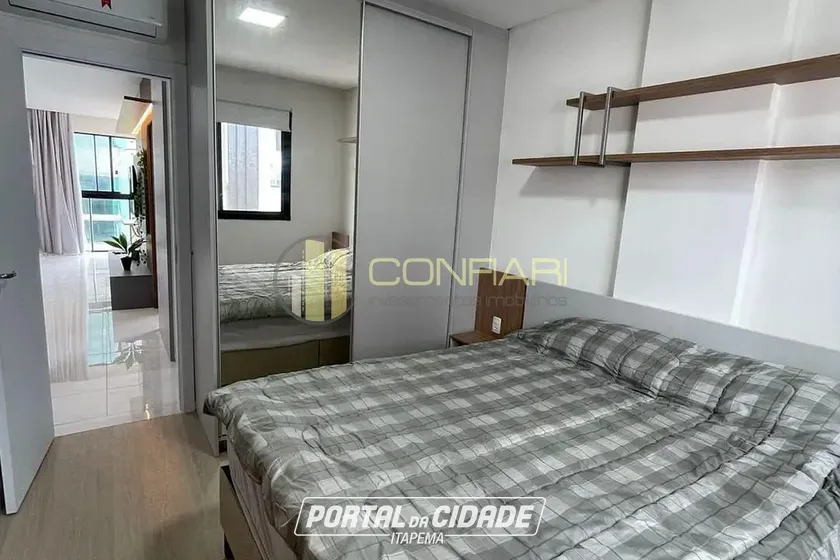 Apartamento para alugar - 94m&sup2; - Meia Praia