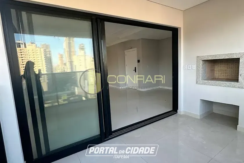 Apartamento &agrave; venda - 92m&sup2; - centro