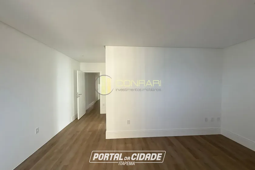 Apartamento &agrave; venda - 161m&sup2; - Centro