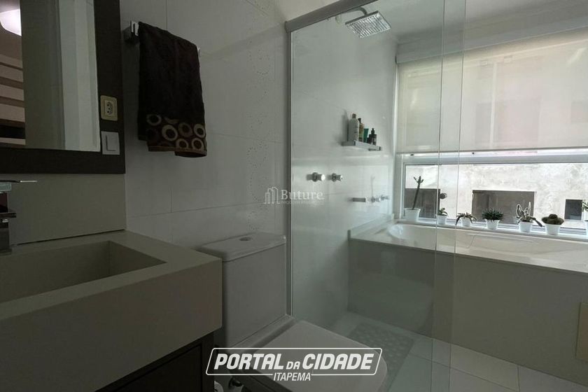 Apartamento &agrave; venda - 138m&sup2; - Centro