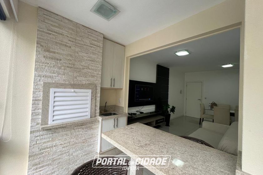 Apartamento para alugar - Meia Praia