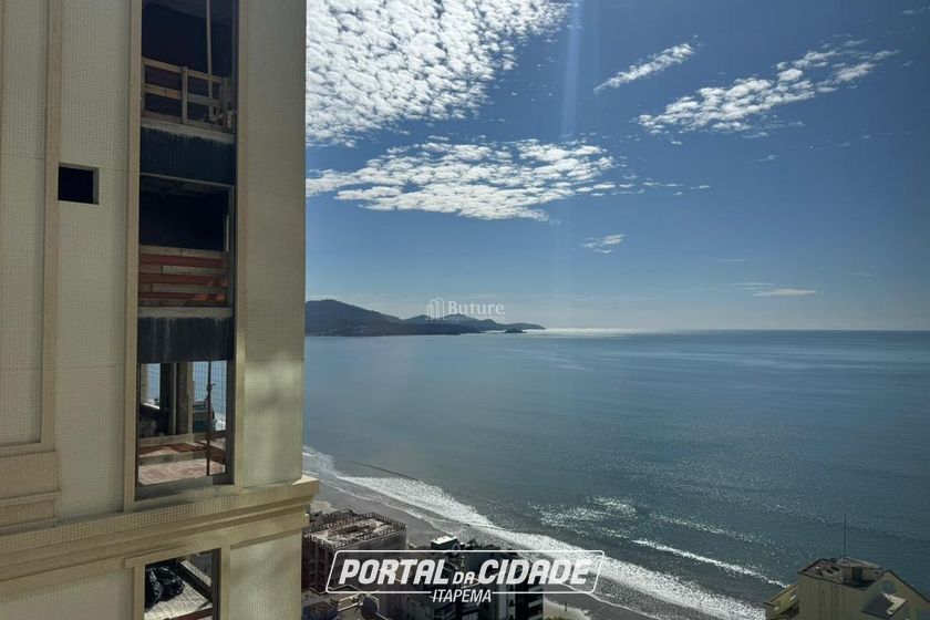 Apartamento &agrave; venda - 180m&sup2; - Meia Praia
