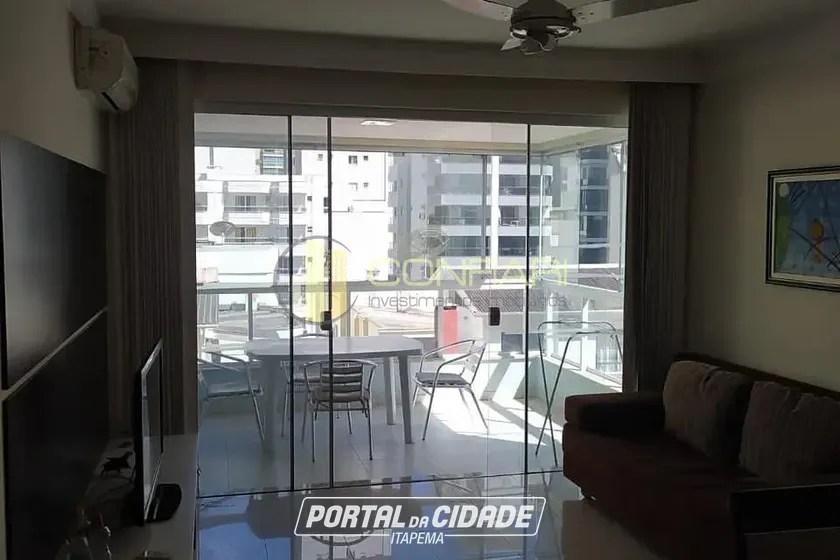 Apartamento &agrave; venda - 95m&sup2; - Meia Praia