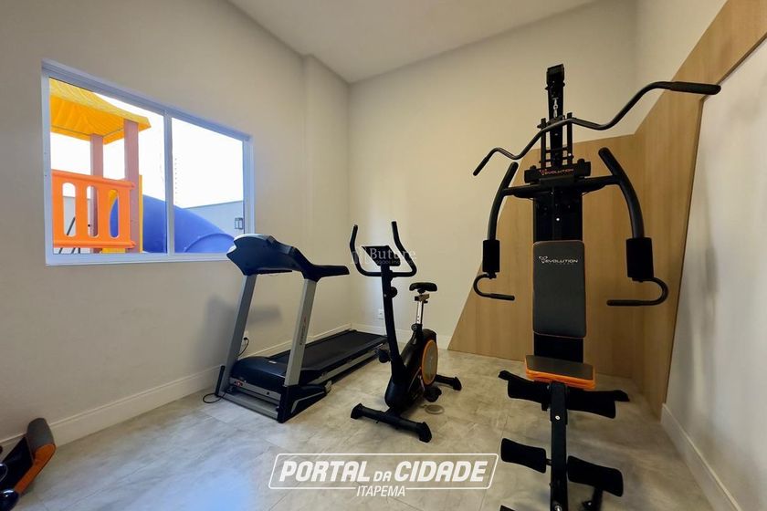 Apartamento &agrave; venda - 158m&sup2; - Meia Praia