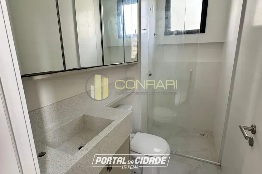 Apartamento &agrave; venda - 163m&sup2; - meia praia