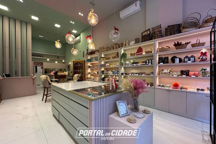 Sala Comercial &agrave; venda - 63m&sup2; - Meia Praia