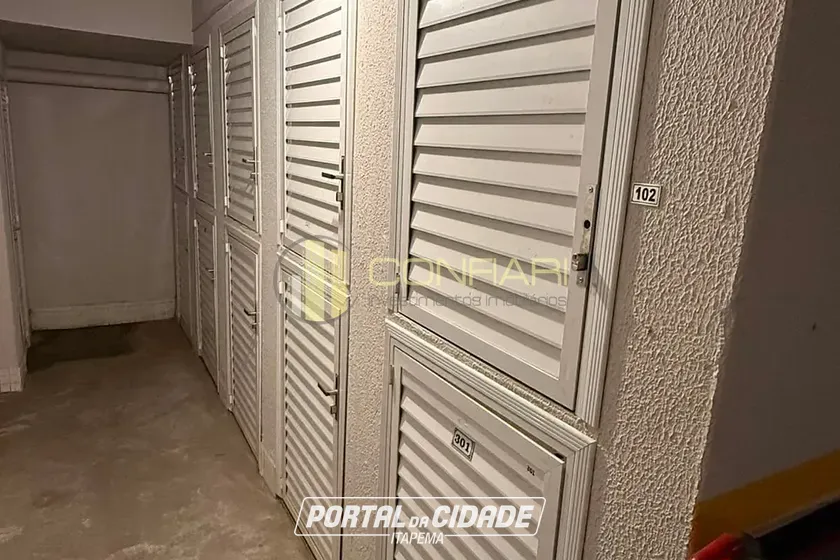 Apartamento &agrave; venda - 154m&sup2; - Meia Praia