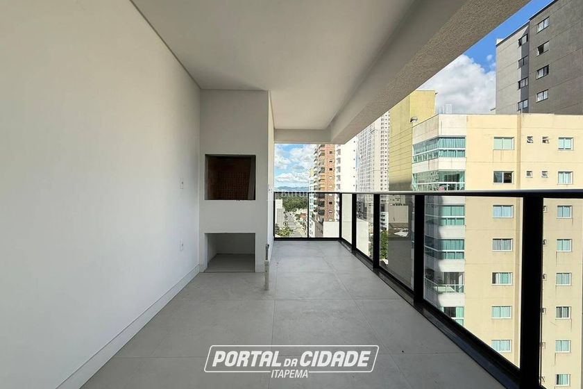 Apartamento &agrave; venda - Meia Praia
