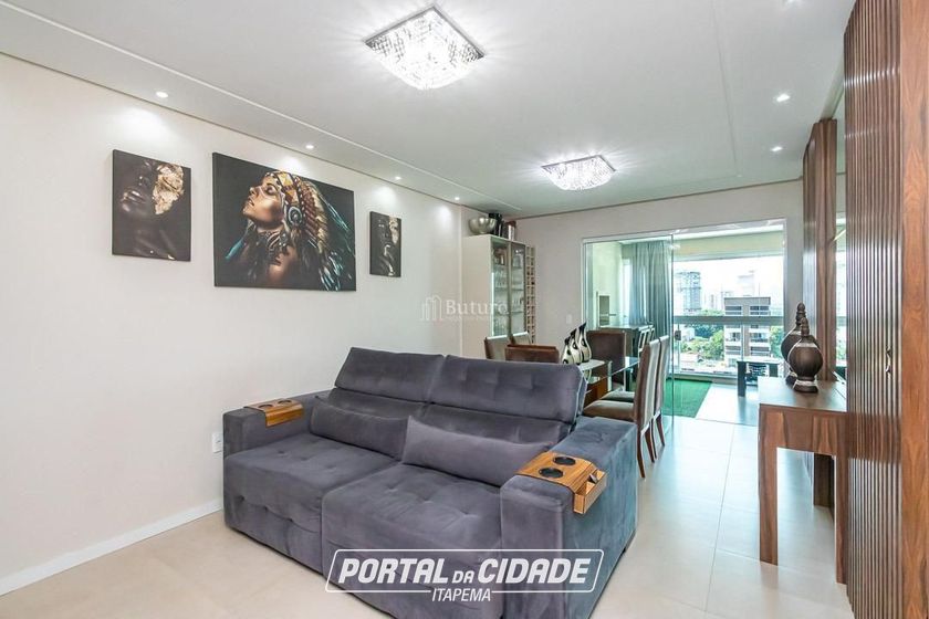 Apartamento &agrave; venda - 81m&sup2; - Meia Praia