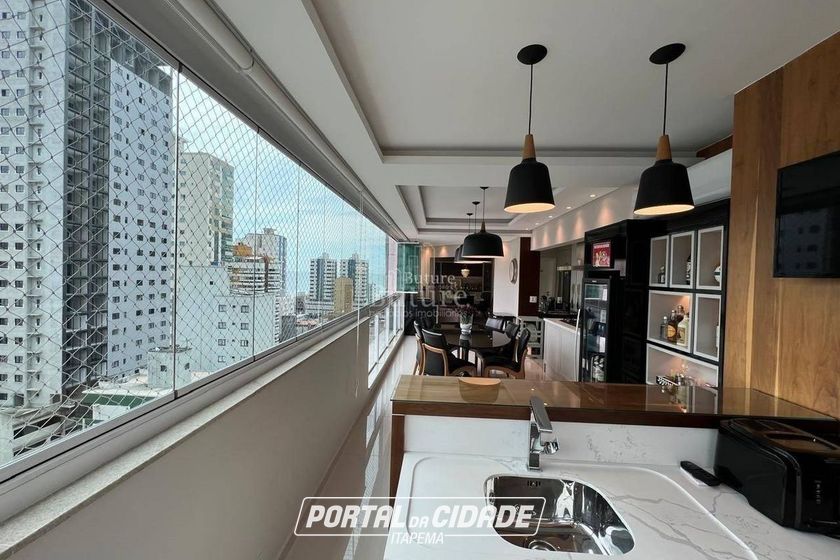 Apartamento &agrave; venda - Meia Praia