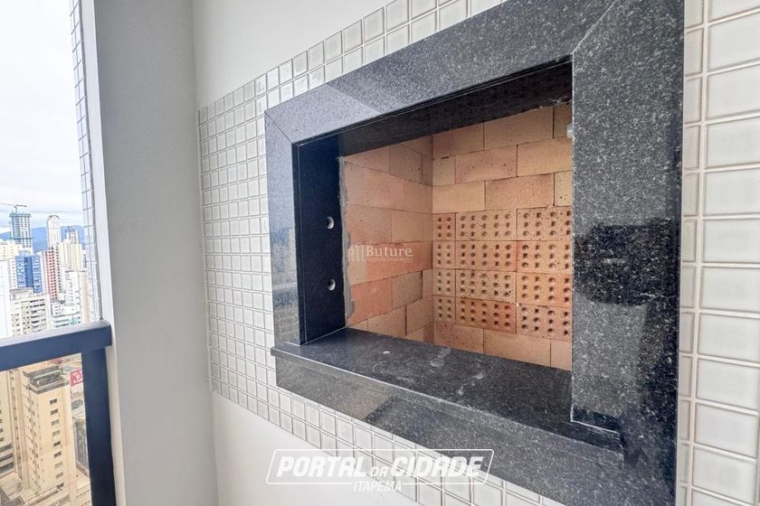 Apartamento &agrave; venda - 170m&sup2; - Centro
