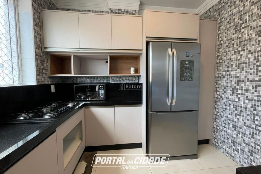Apartamento &agrave; venda - 228m&sup2; - Meia Praia