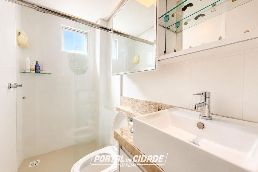 Apartamento &agrave; venda - 97m&sup2; - Pioneiros