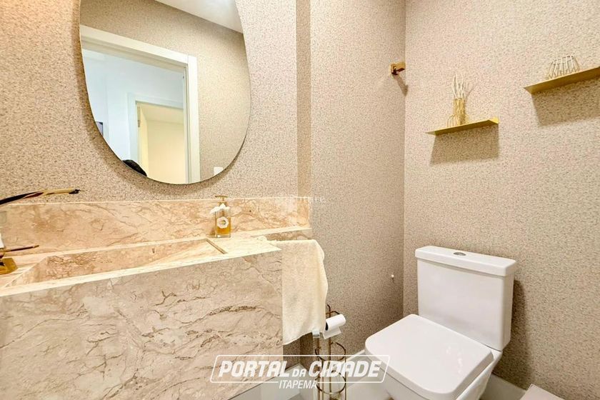 Apartamento &agrave; venda - 129m&sup2; - Meia Praia