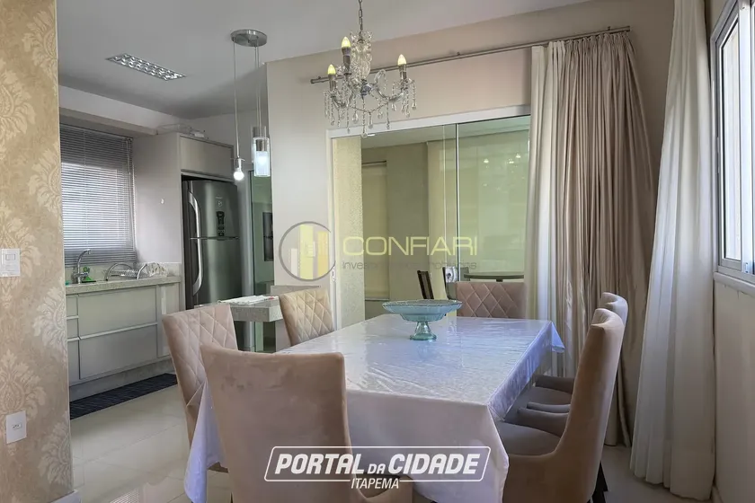 Apartamento &agrave; venda - 123m&sup2; - Meia Praia