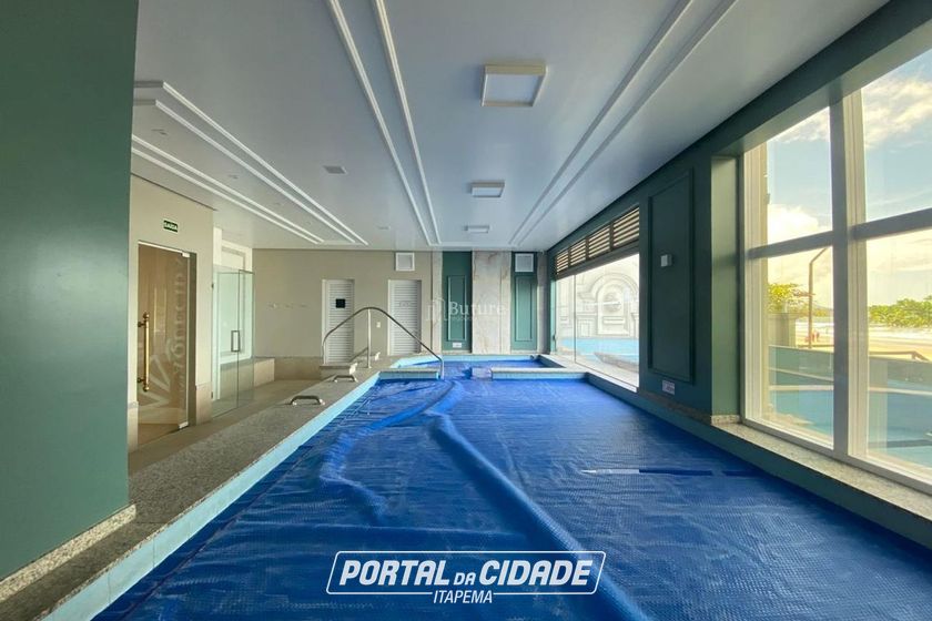 Apartamento &agrave; venda - 193m&sup2; - Meia Praia