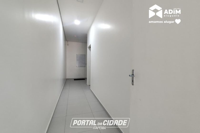 Sal&atilde;o Comercial para alugar - 180m&sup2; - Centro