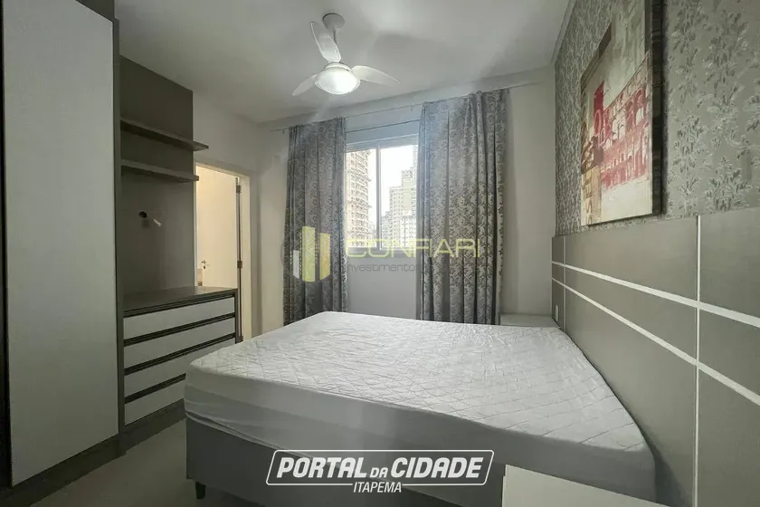 Apartamento para alugar - 110m&sup2; - Meia Praia