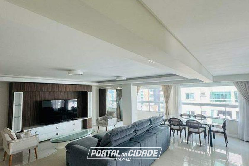 Apartamento para alugar - 225m&sup2; - Centro